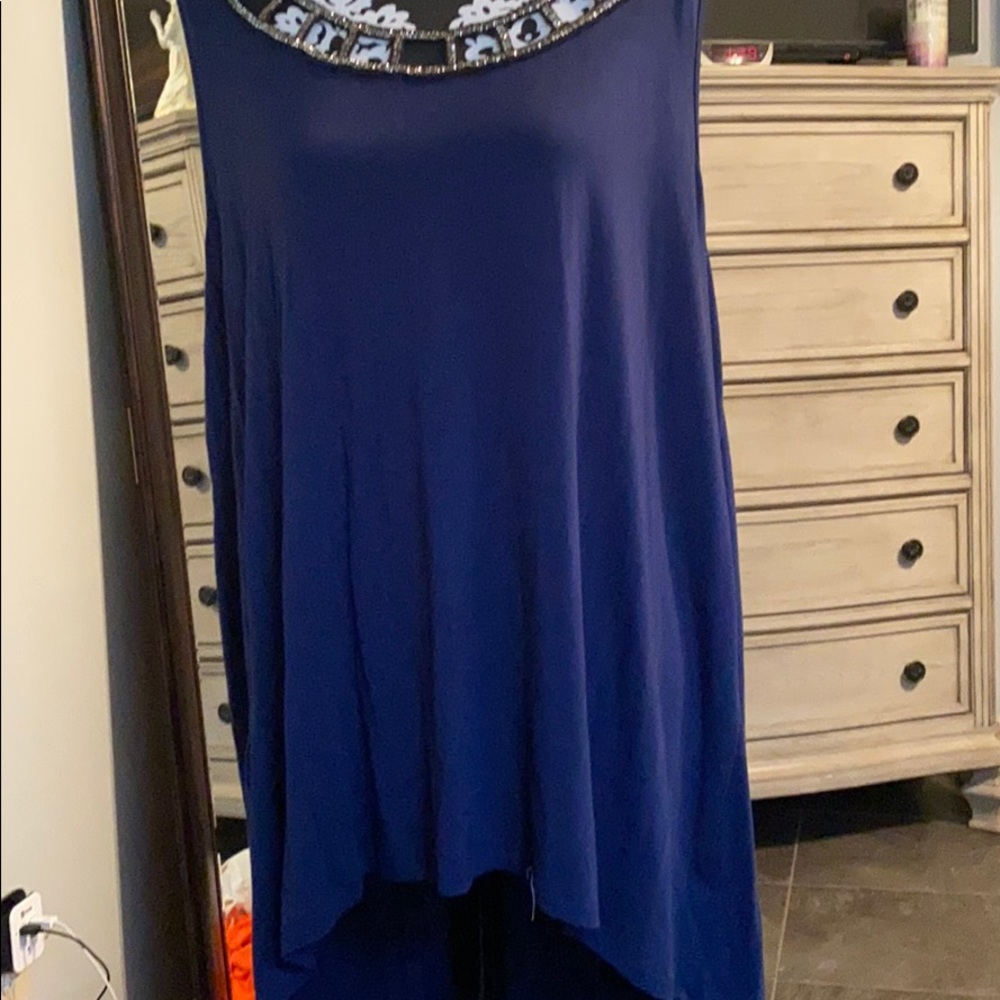 NWT plus high low tee